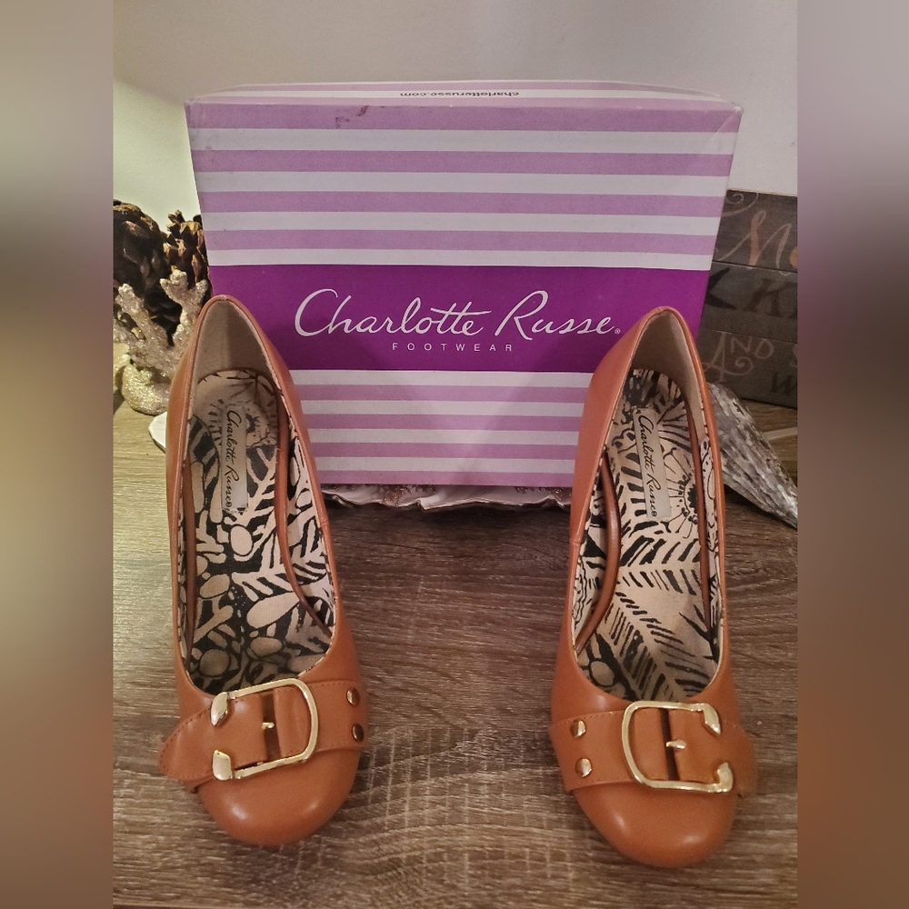 Charlotte Russe Chunky Heels 👠 Size 8 Tan - Picture 3 of 6